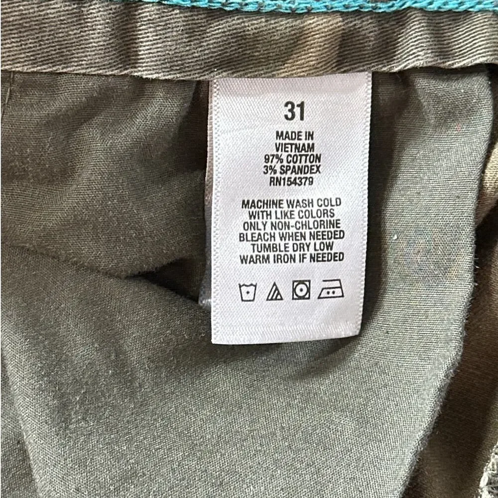 Aeropostale Men's Green Camo Cargo Shorts 10" Size 31 Casual Outdoor Utility - Picture 5 of 5